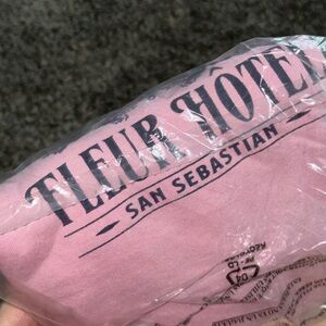 Pink Fleur Hotel San Sebastian T-Shirt